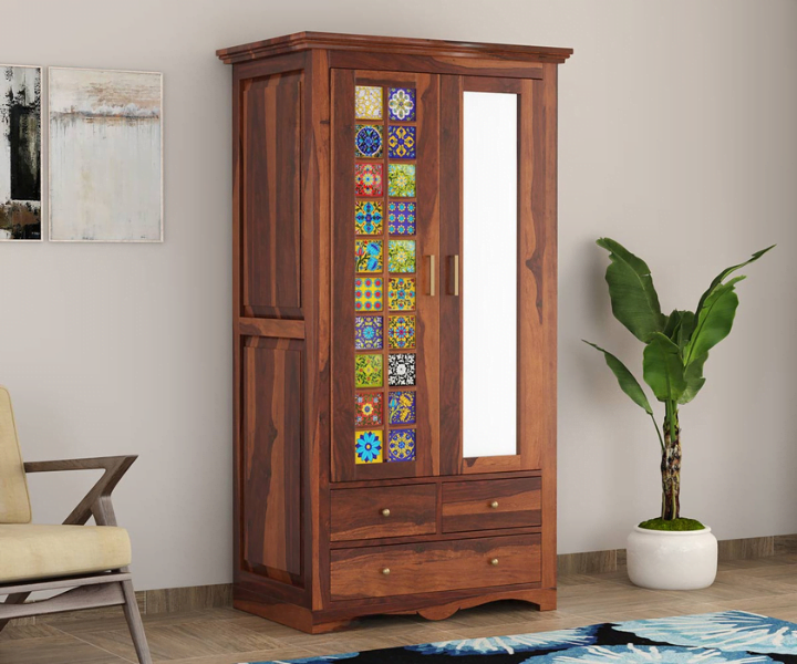 2 Door Solid Sheesham Wood Wardrobe (6)